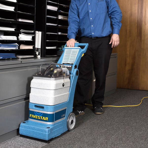 3 GALLON CARPET EXTRACTOR