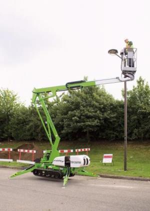 34+FOOT+MANLIFT+WITH+TRACKS