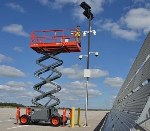 32+FOOT+ROUGH+TERRAIN+SCISSOR+LIFT